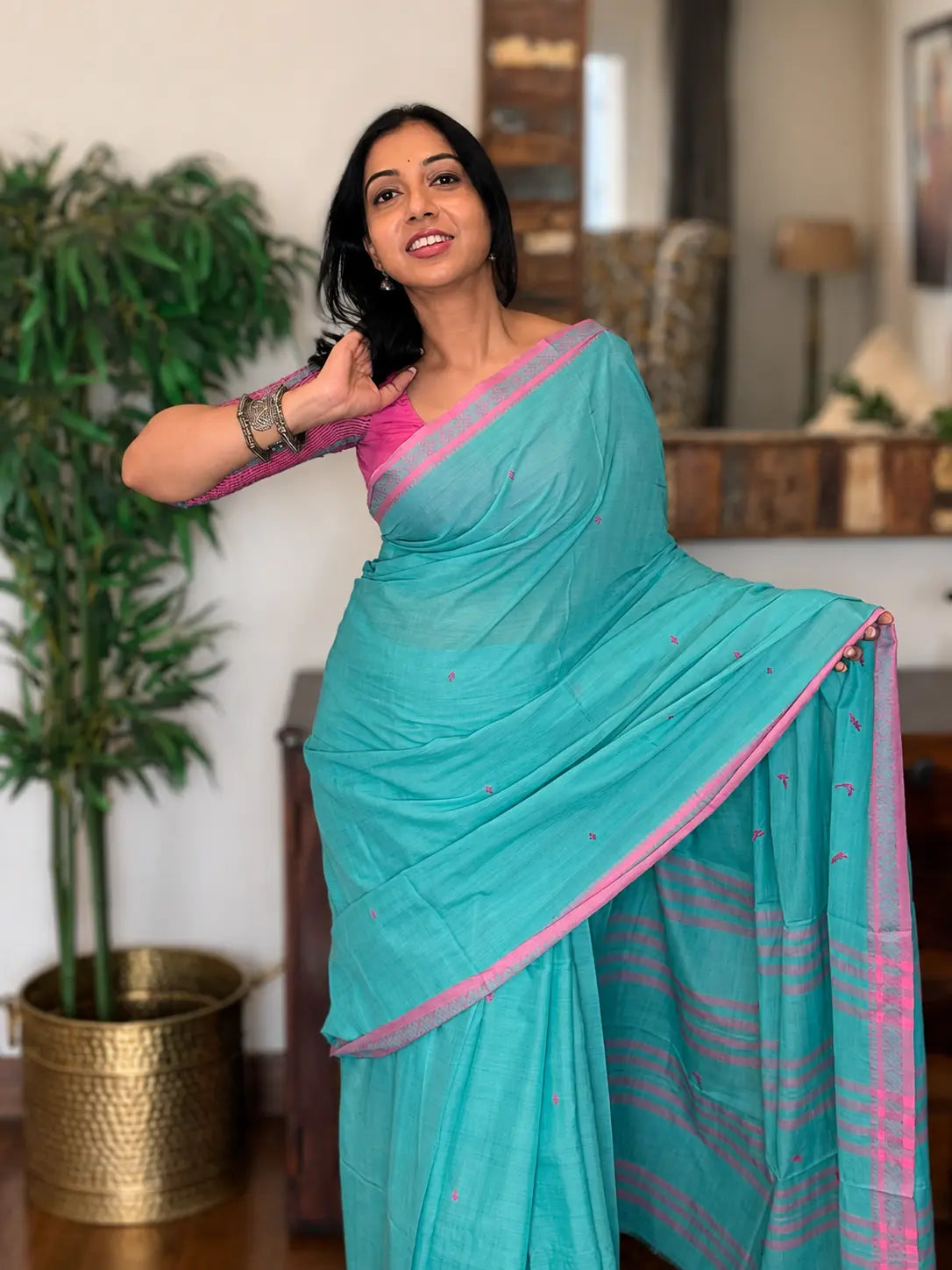 Handwoven Dhaniakhali – Saumya