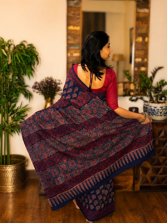 Hand-block Cotton Saree – Blue Reverie