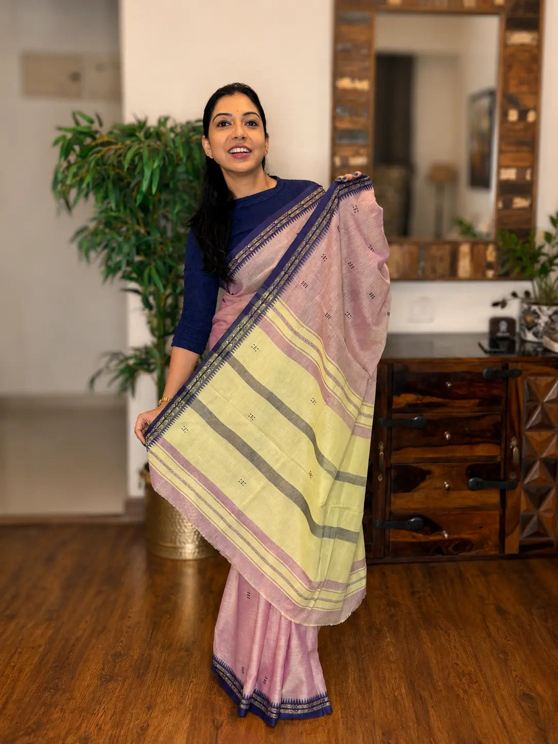 Handwoven Dhaniakhali – Madhabi