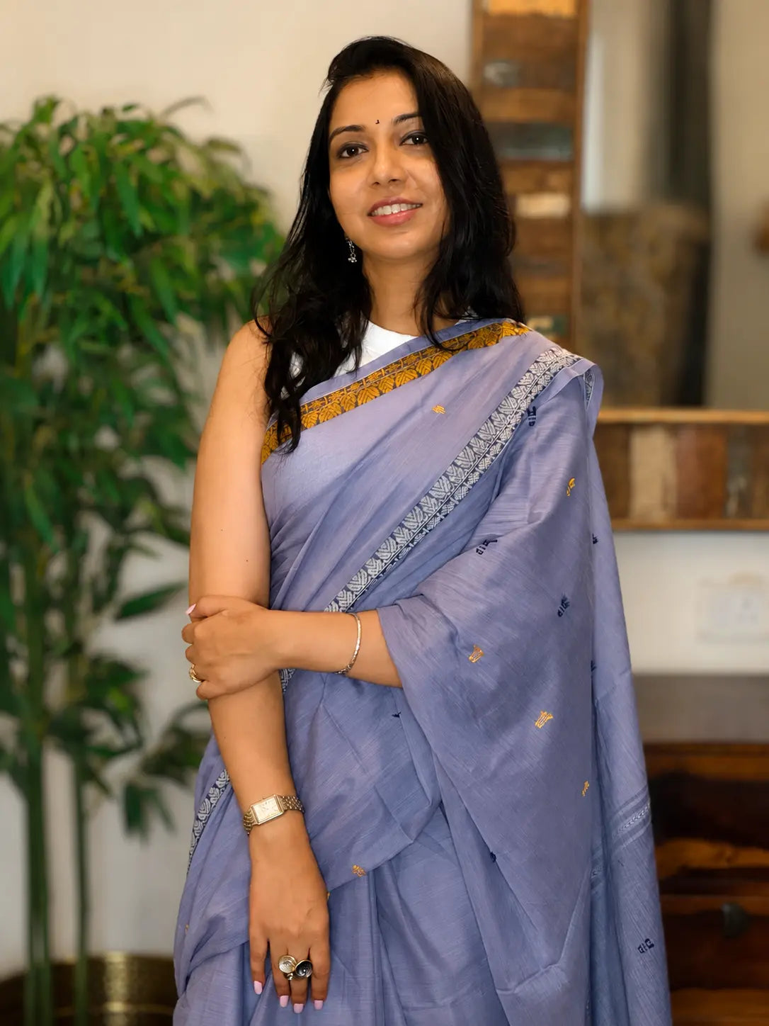 Nirjhari pure handwoven greyish blue Dhaniakhali cotton saree in soft breathable cotton for office wear, festive mornings, and everyday elegance