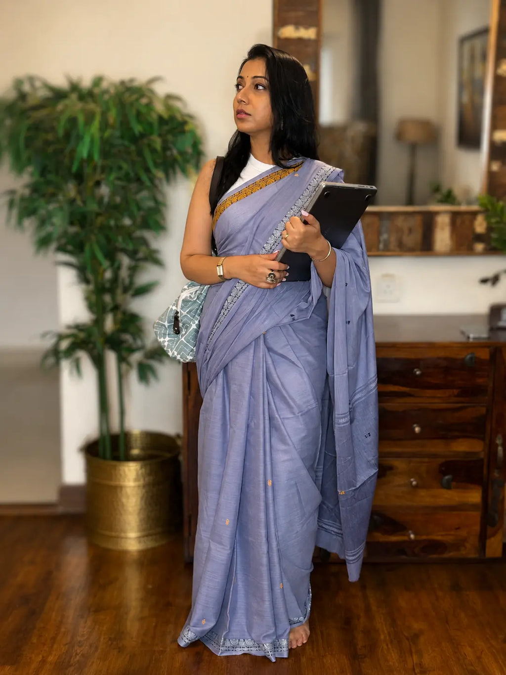 Handwoven Dhaniakhali – Nirjhari