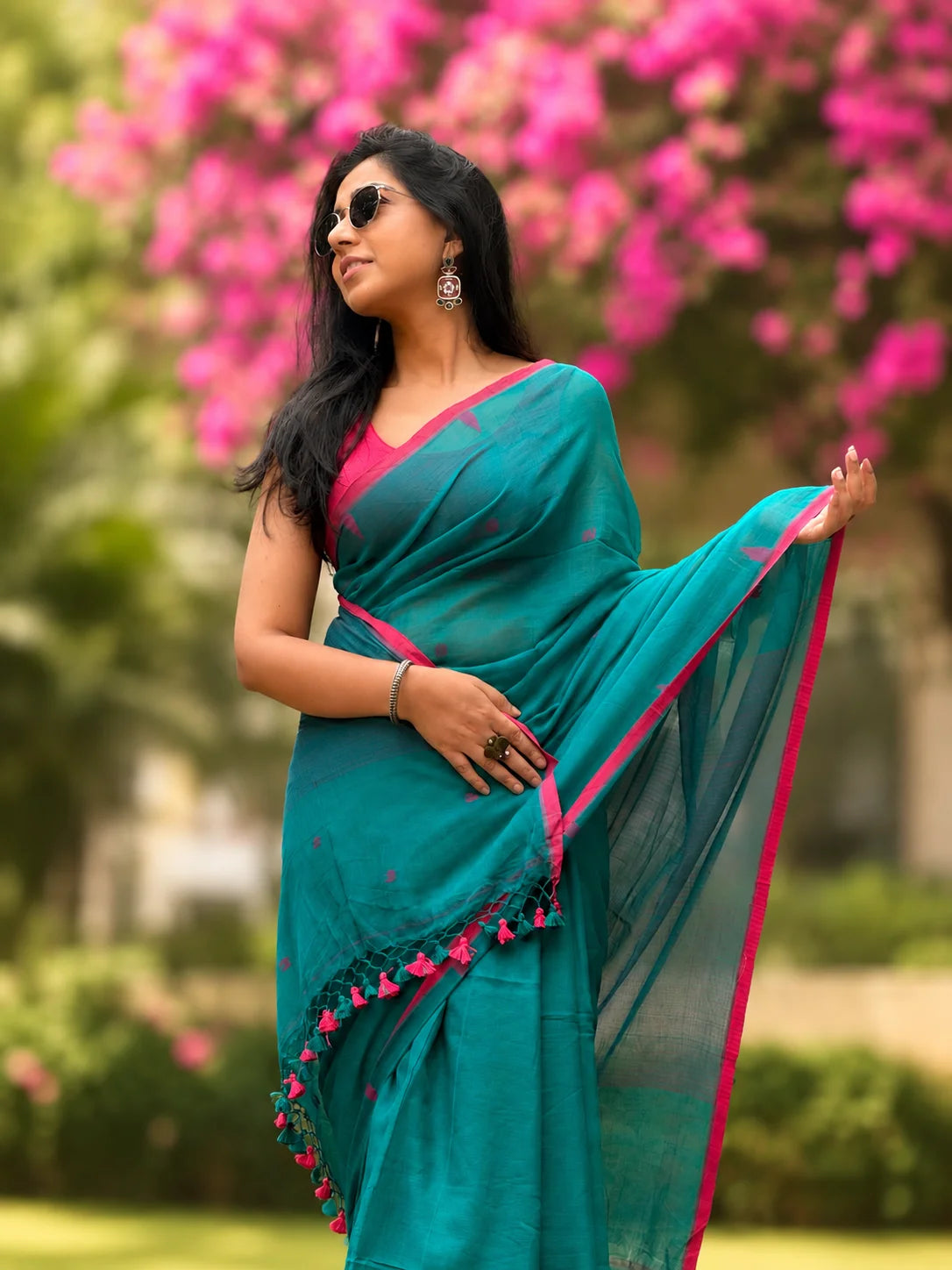 Handwoven Cotton Jamdani Saree – Aarini