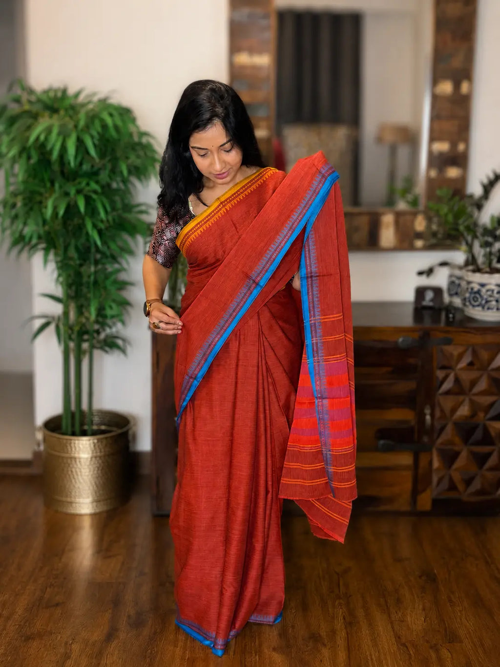 Handwoven Dhaniakhali – Kumkum