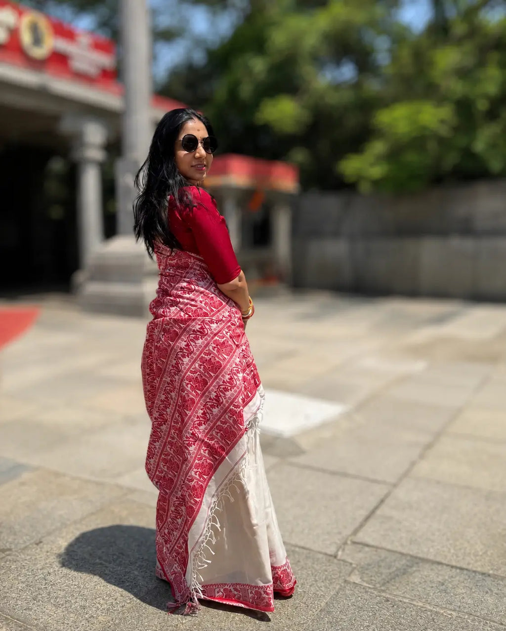Handwoven Cotton Baluchuri – Sindoor Rekha