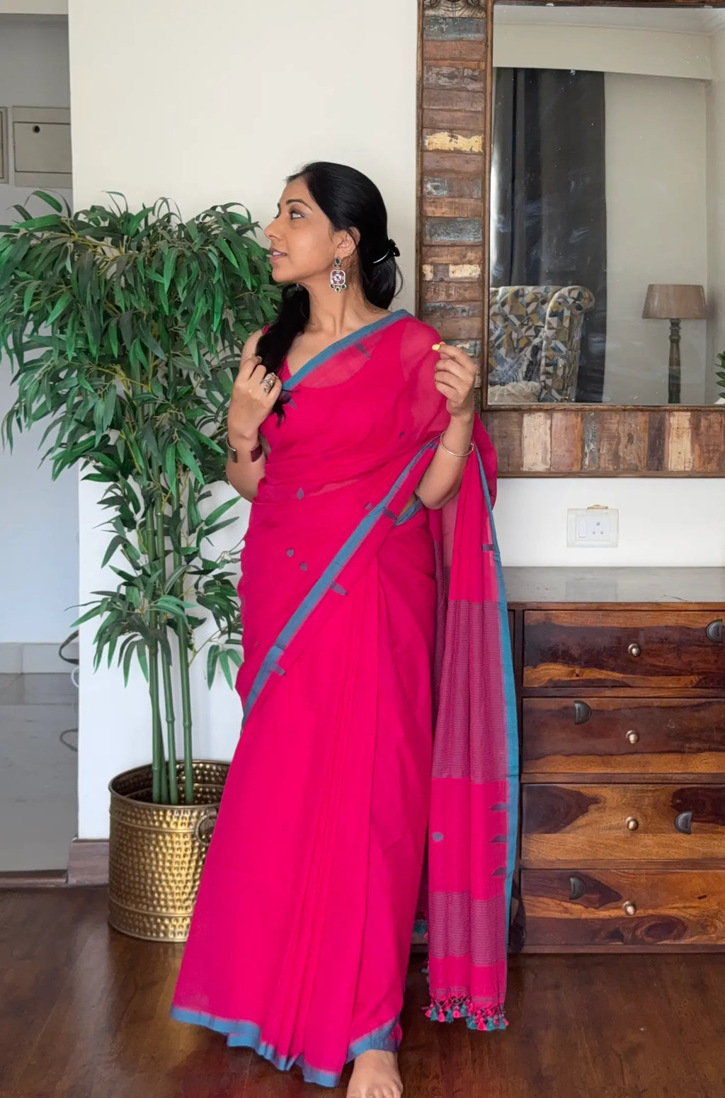 Handwoven Cotton Jamdani Saree – Roohani
