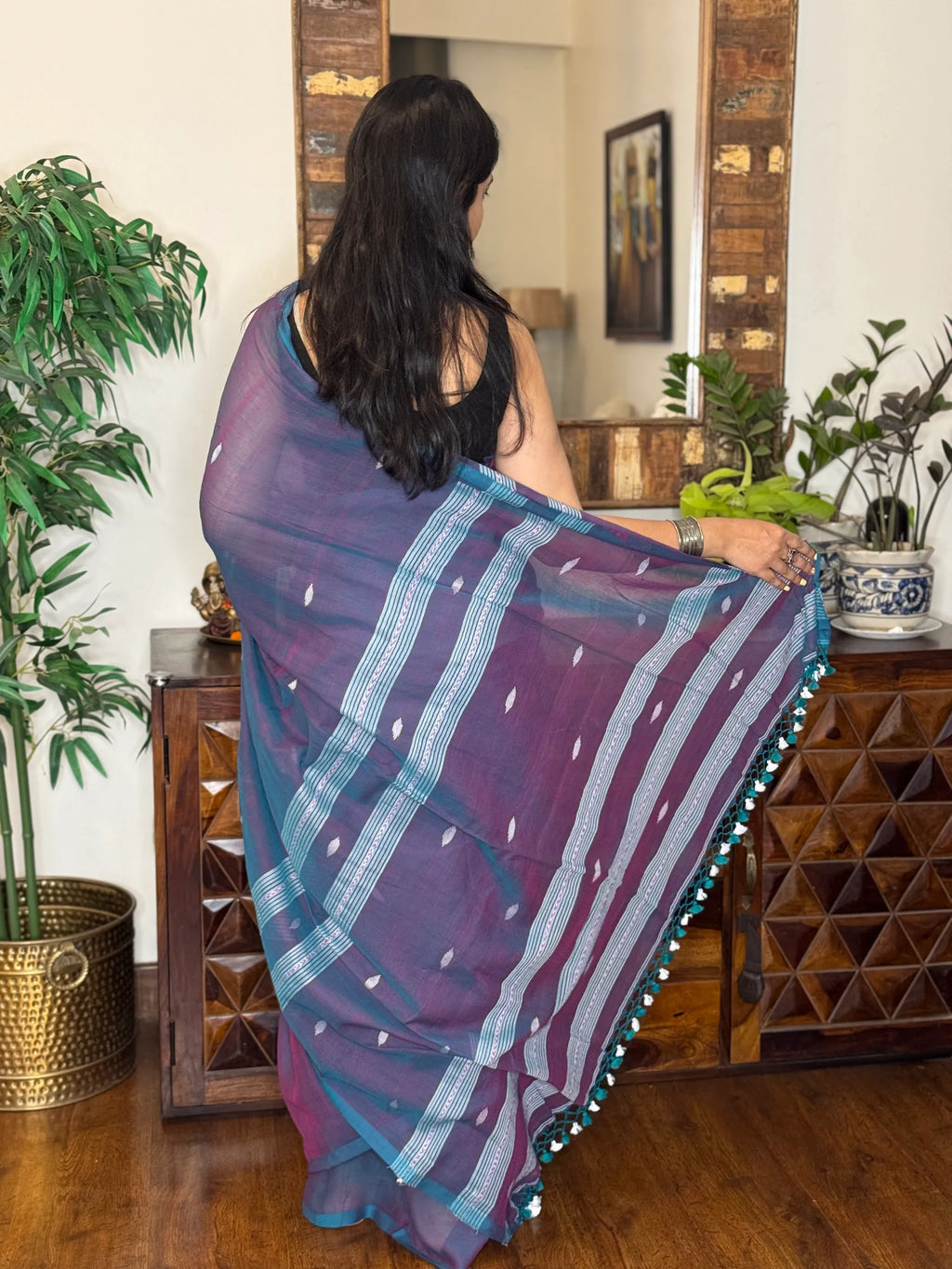 Handwoven Cotton Jamdani Saree – Neeljamuni