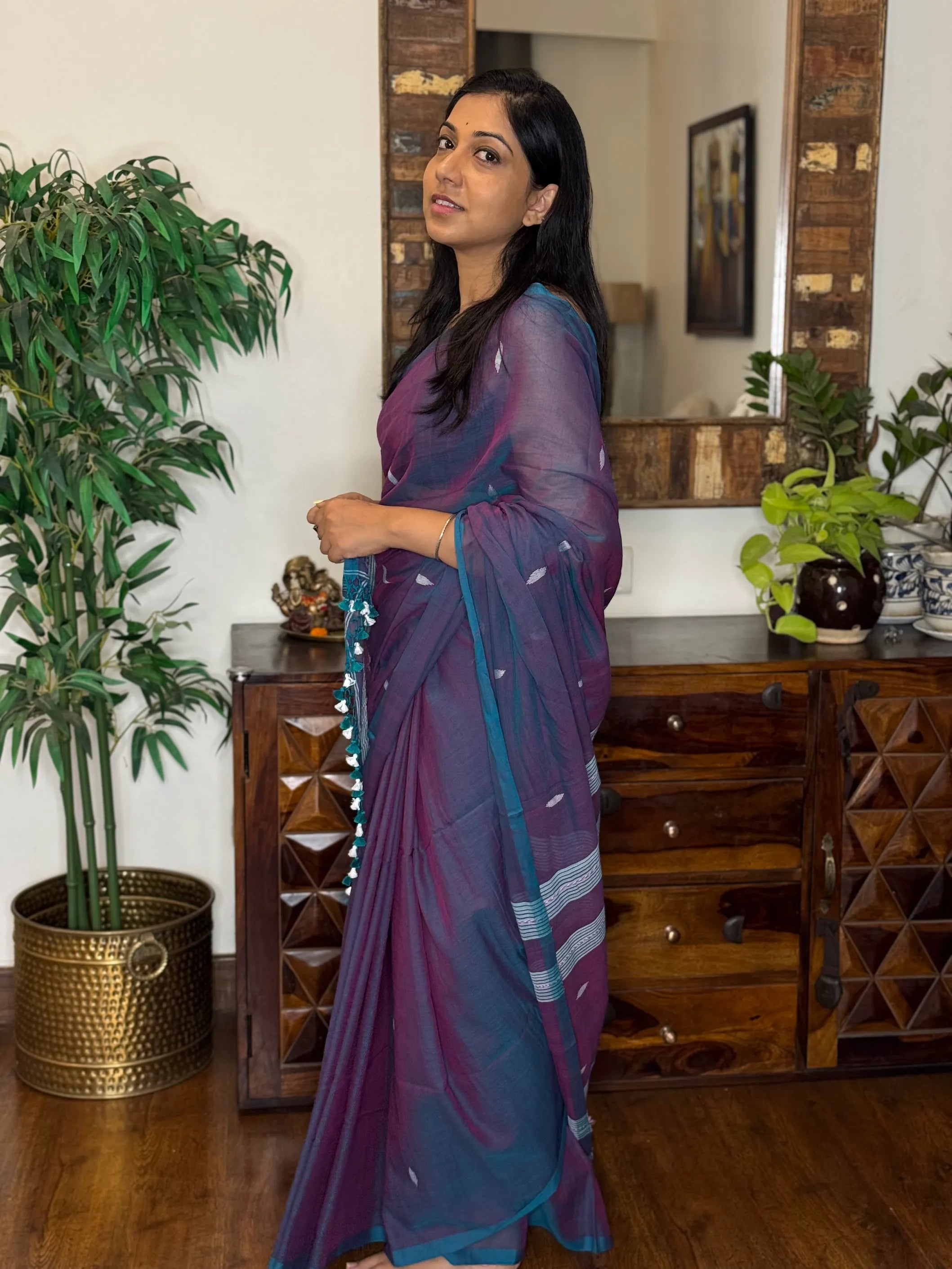 Handwoven Cotton Jamdani Saree – Neeljamuni