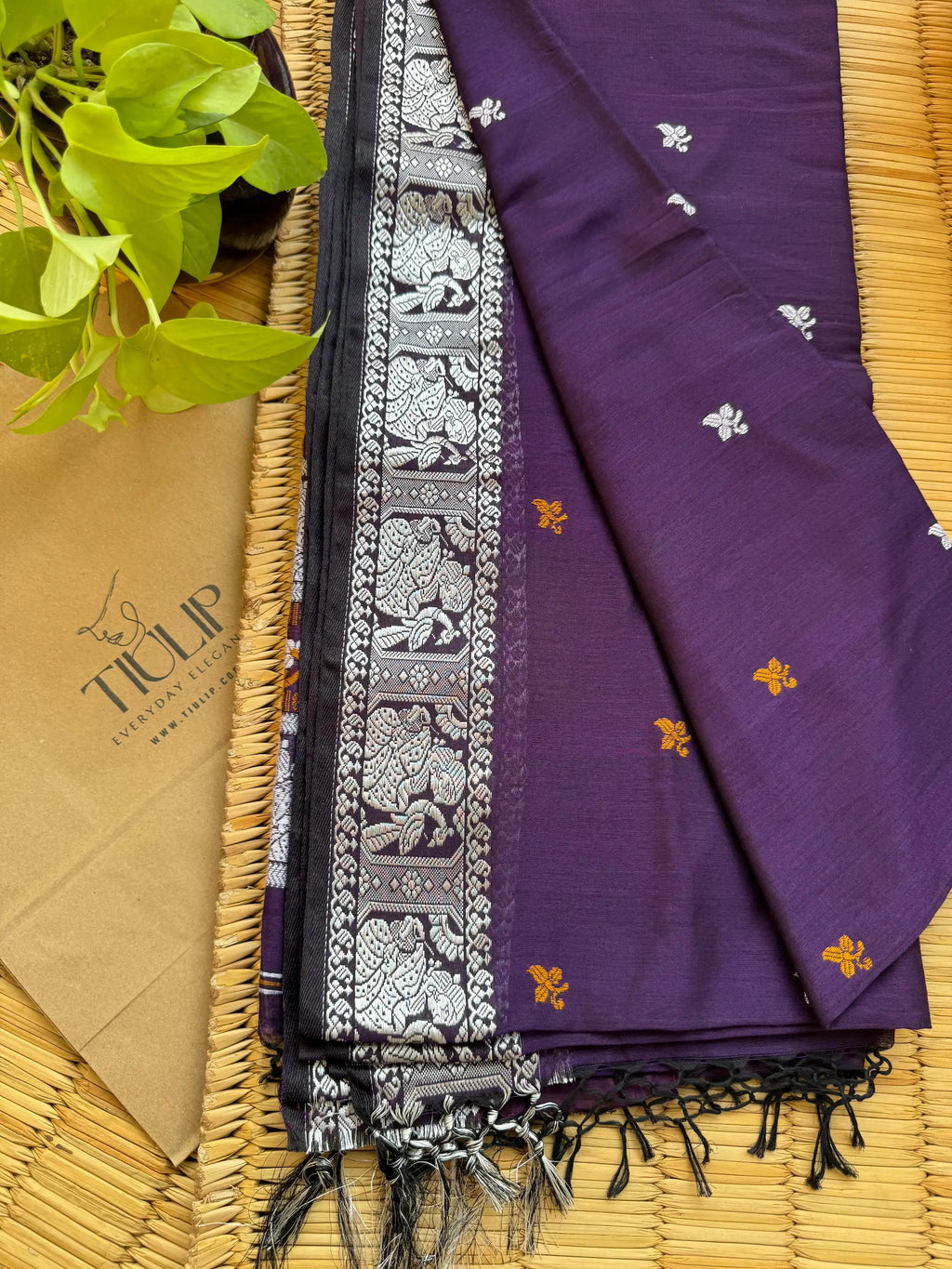 Handwoven Cotton Baluchuri – Vasumati