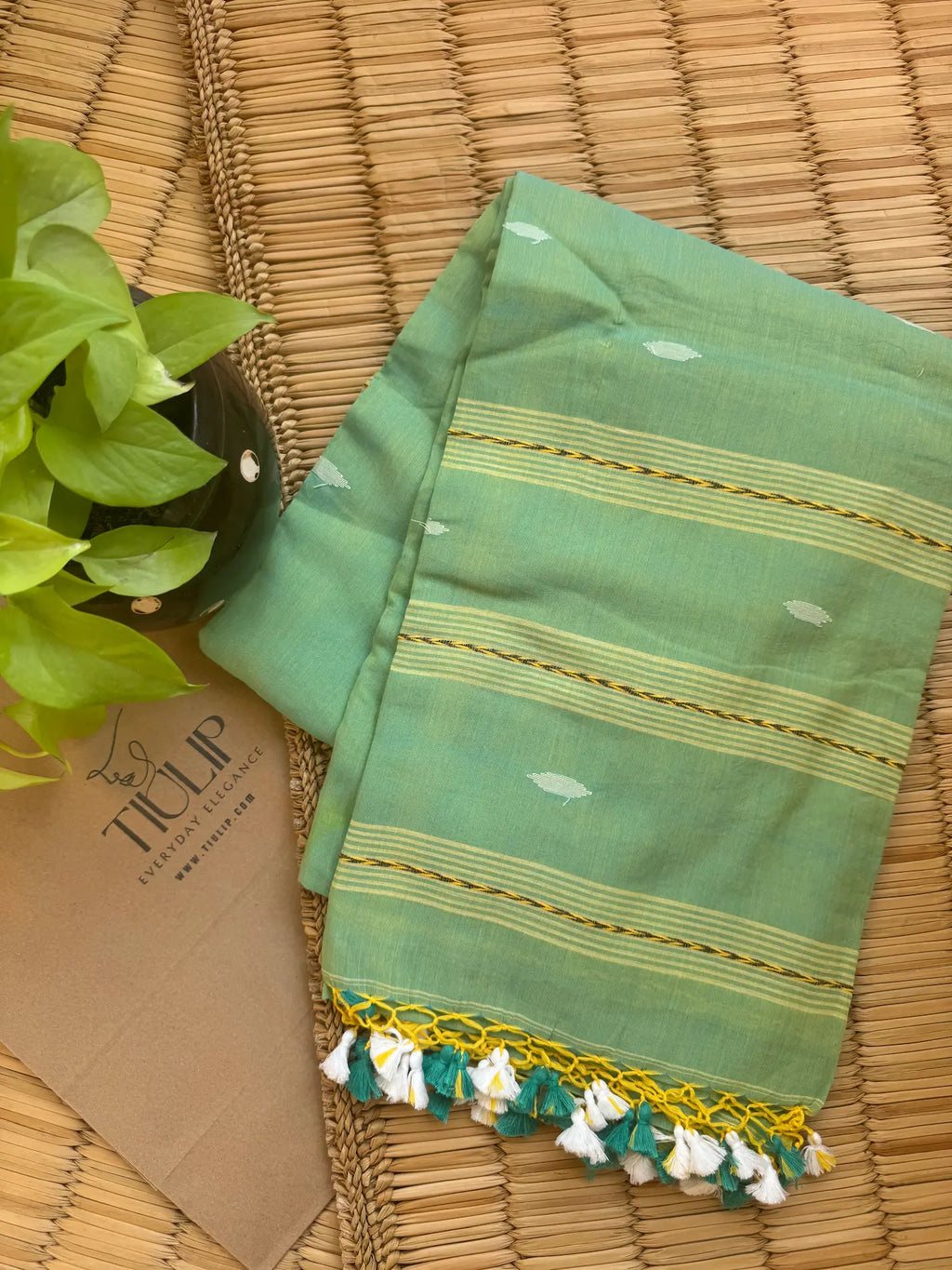 Handwoven Cotton Jamdani Saree – Harini