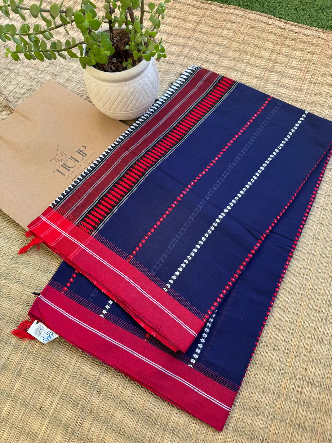 Neelambari pure handwoven navy blue and red Begampuri cotton saree in soft breathable cotton with traditional woven borders for office wear and everyday elegance