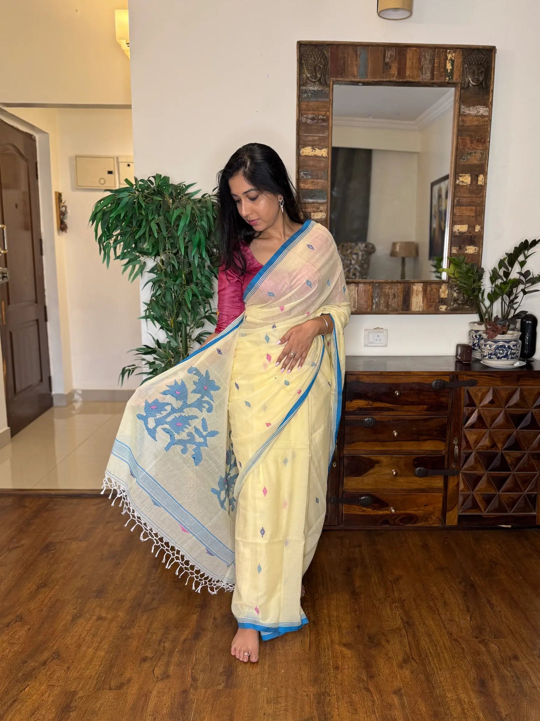 Handwoven Cotton Jamdani Saree – Neel Tara